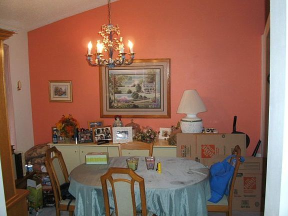 2nd image of 3156 Brentwood Ln S