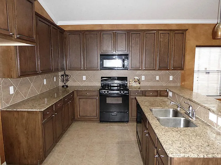 19803 Dayton Springs Dr — Photo 6