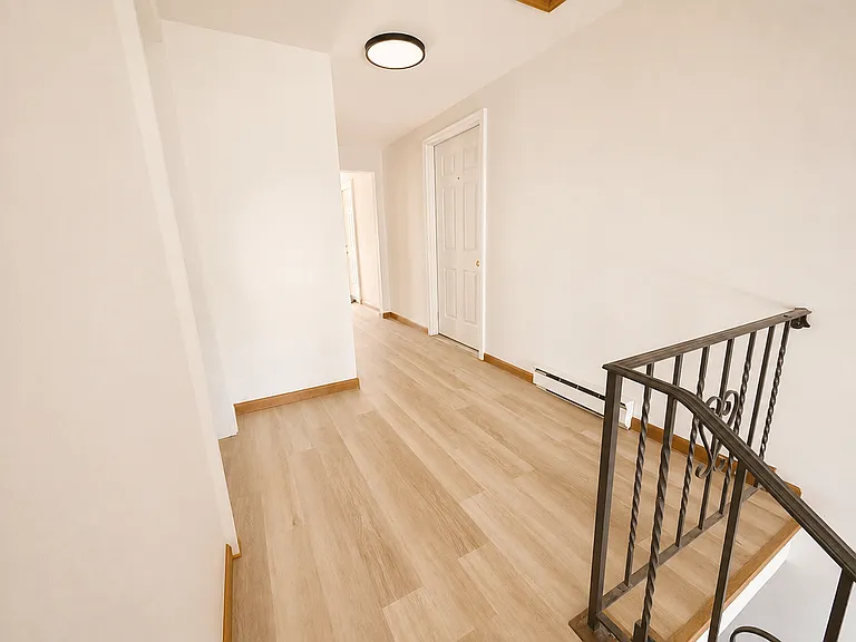 152 McCarty Ave — Photo 34