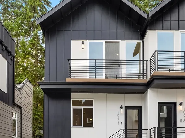 10821 11th Ave NE, Seattle, WA 98125