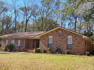 5986 Dogwood Dr W, Crestview, FL 32536