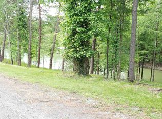 Galloway Island Dr, Dandridge, TN 37725