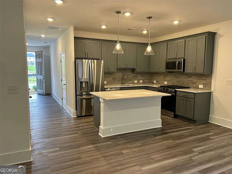 1708 NW Gunnin Trce NW — Photo 9