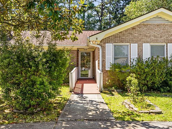 2nd image of 78 Plantation Rd.