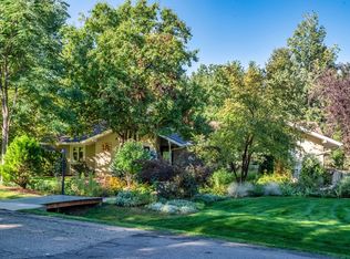7746 Arlington Dr, Boulder, CO 80303