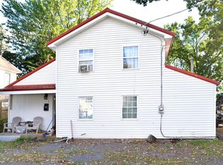 13 John St, Seneca Falls, NY 13148