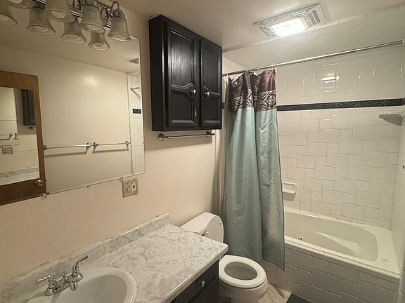 5th image of 505 Antelope St #505