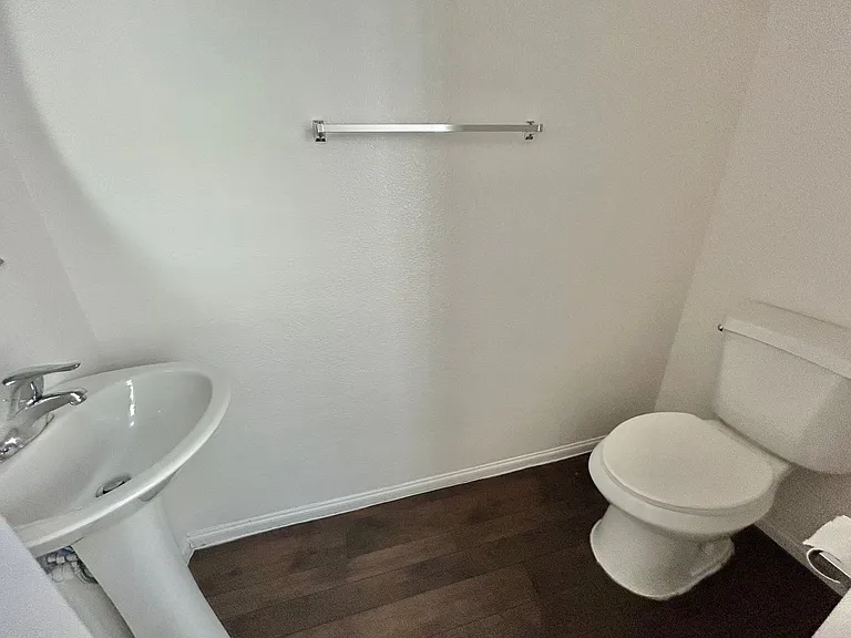 4908 Blue Marlin Ave — Photo 7