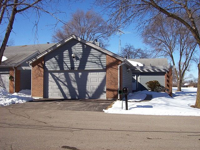 1st image of 39770 N Stonebridge Ct