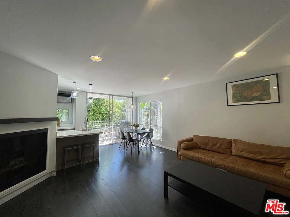 1 bed, 1.0 bath, 700 sqft, $2,650 — Photo 4