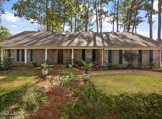 1423 NE Roxbury Pl, Jackson, MS 39211