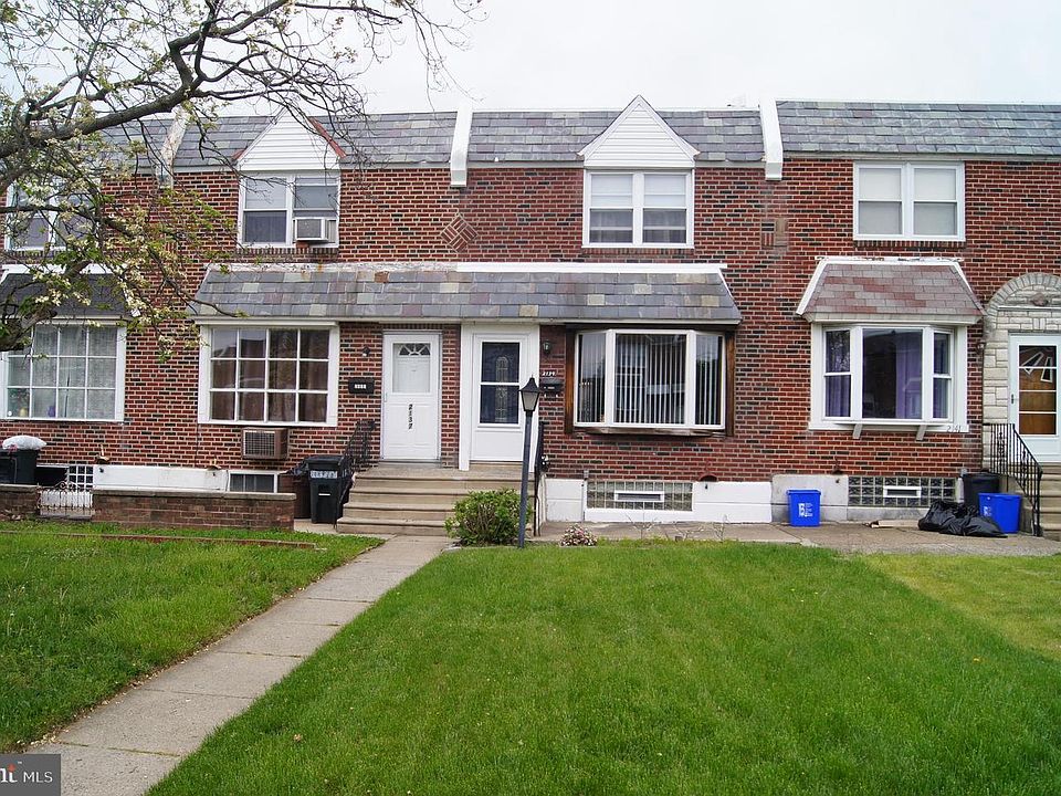 1st image of 2139 Devereaux Ave