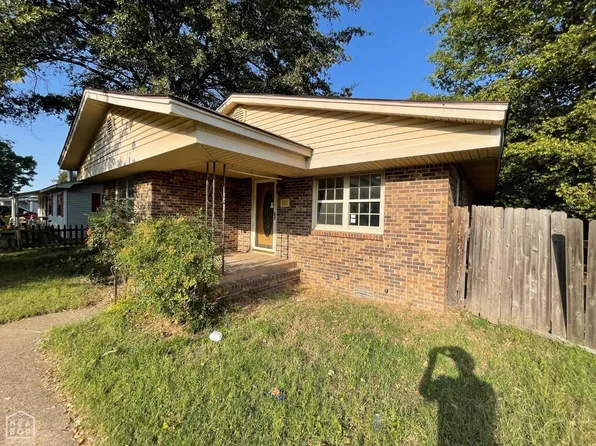 812 Swaney Ave, Trumann, AR 72472