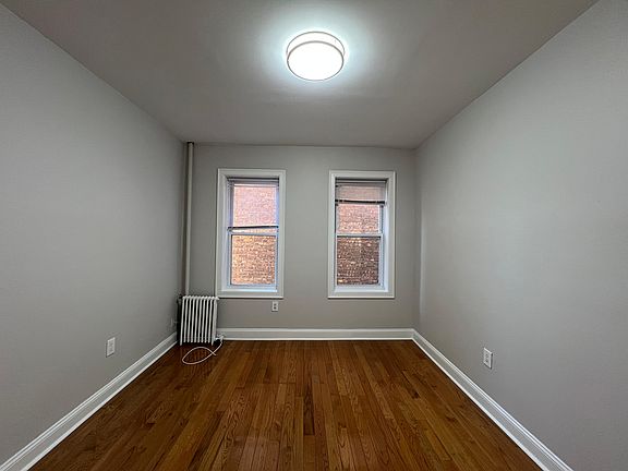 3rd image of 384 Baldwin Ave #8E