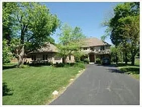 2820 Weller Ln photo 1