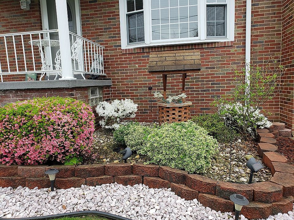 2nd image of 244 Laurel Dr