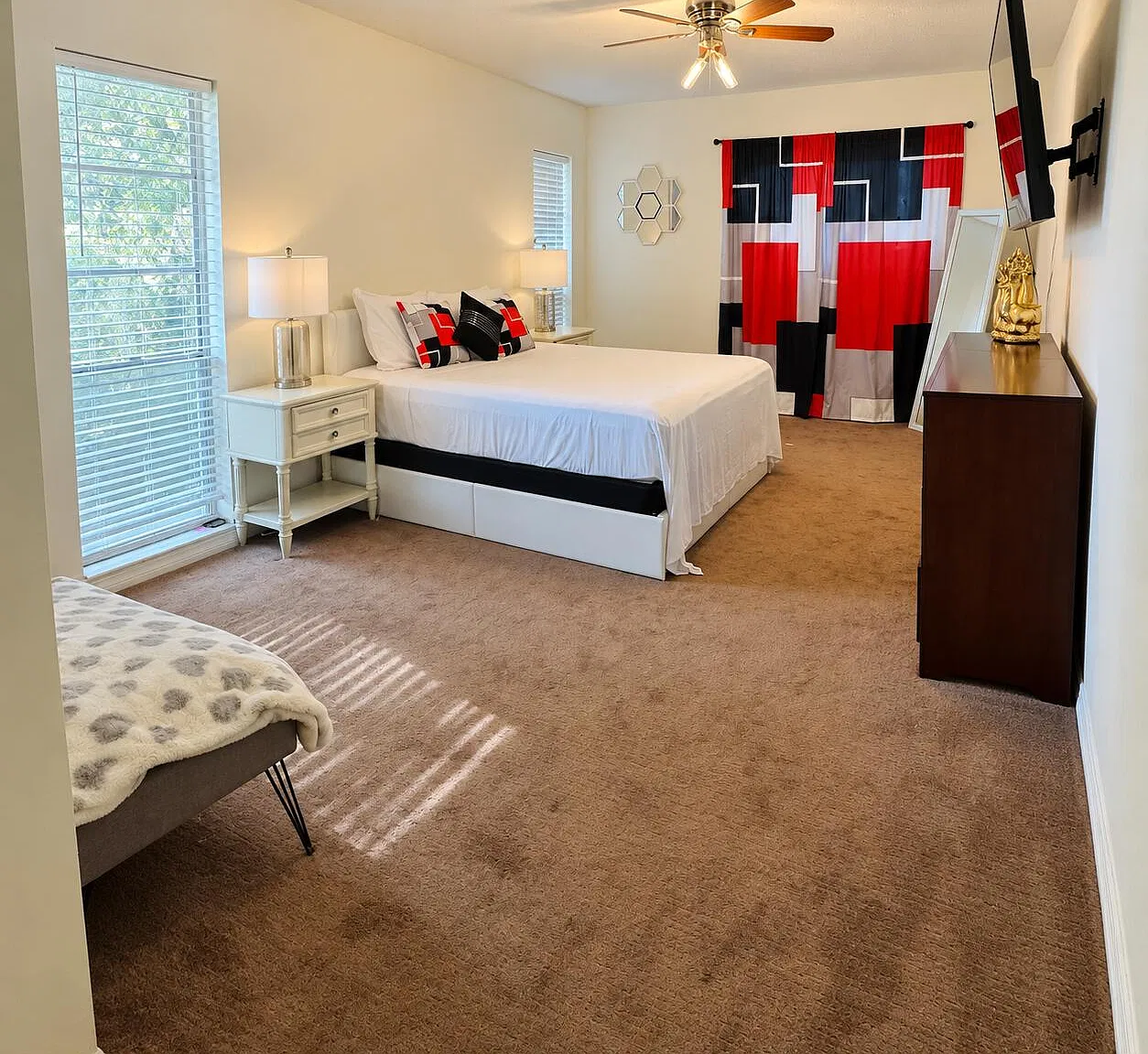 2 bed, 2.0 bath, 1080 sqft, $2,200 — Photo 4