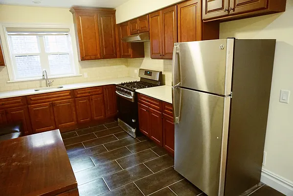 Rented by OOAKB&F INC | media 22