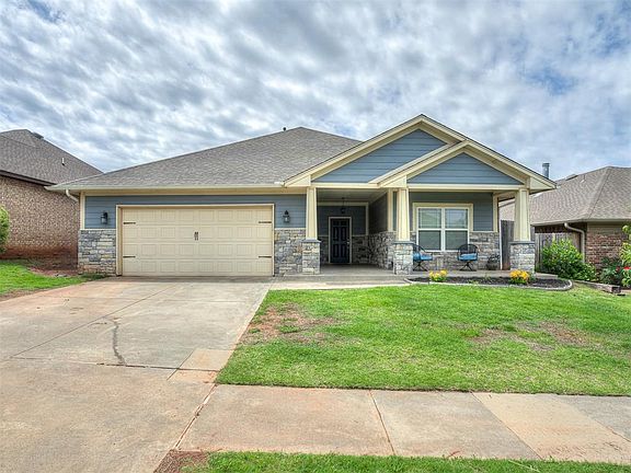 2nd image of 8332 NW 141st Cir