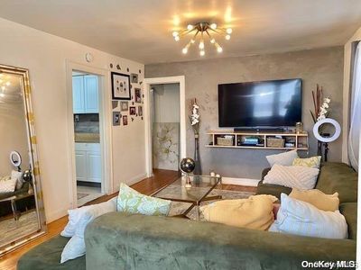 108 Marguerite Avenue, Elmont, NY, 11003
