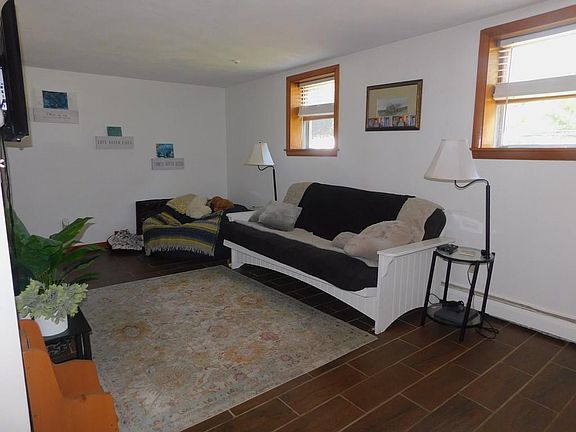 2nd image of 40 Stoughton St APT 5