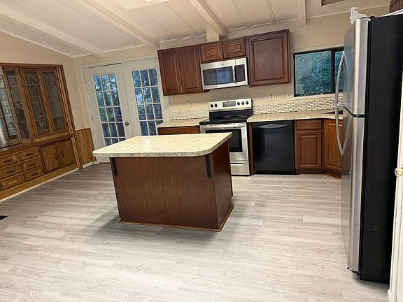 2nd image of 335 Red Hill Rd