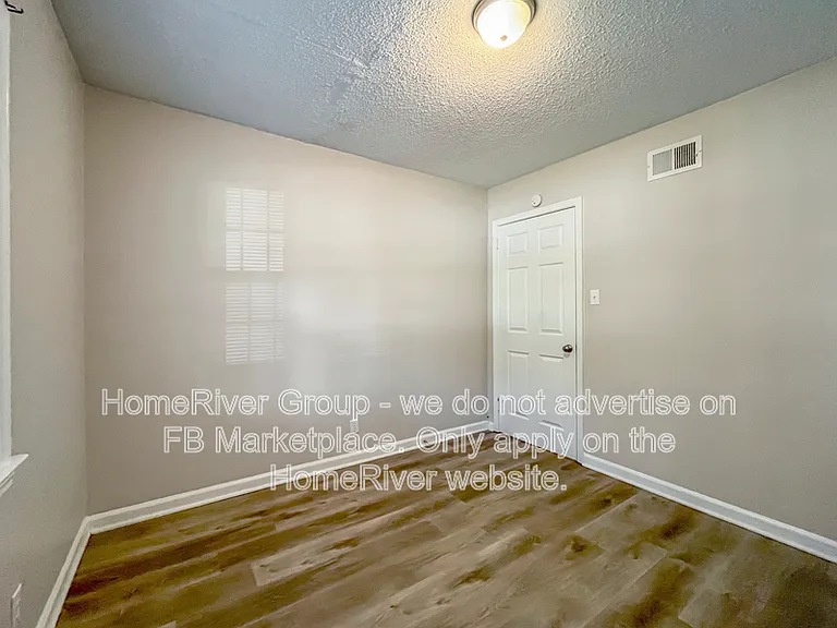 1756 W Holmes Rd — Photo 13