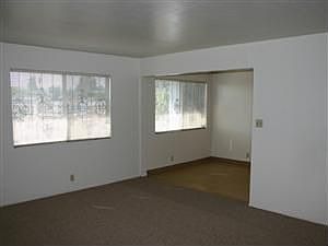 2nd image of 6909 Macarthur Blvd APT C