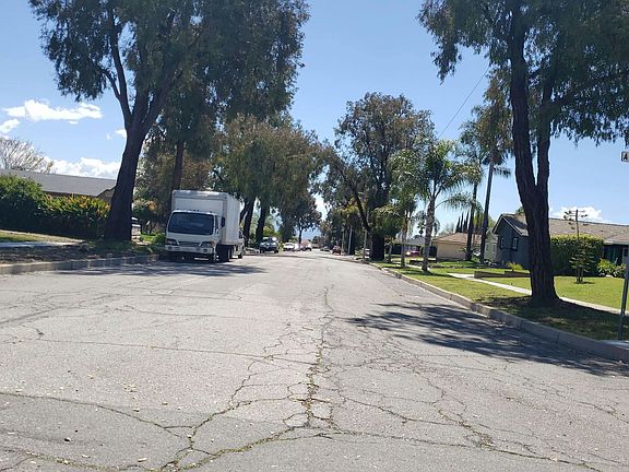 4th image of 1559 Carnation Way