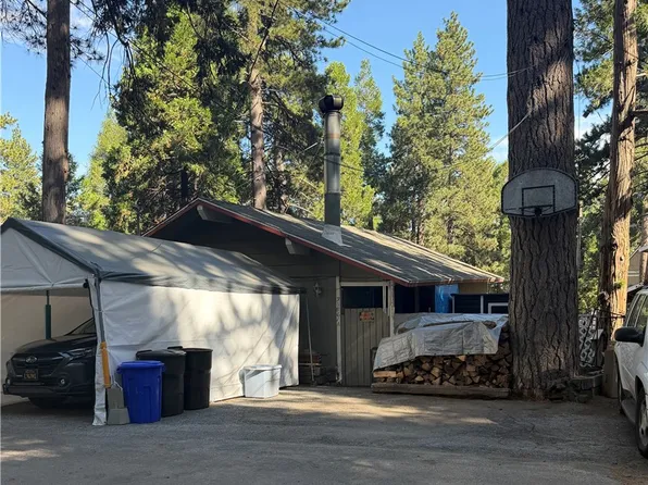 31861 Hollow Way, Running Springs, CA 92382