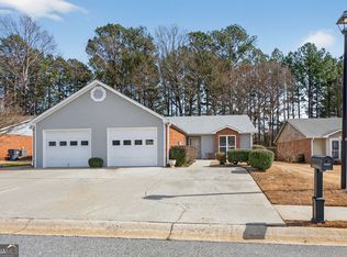 130 Wilbanks Dr, Fayetteville, GA 30215