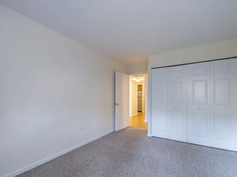 347 Franklin St #401 — Photo 8