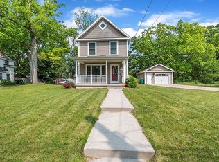1119 McCullough St, Lansing, MI 48912