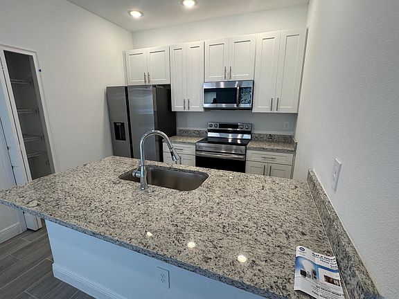 4th image of 1602 Cumin Dr