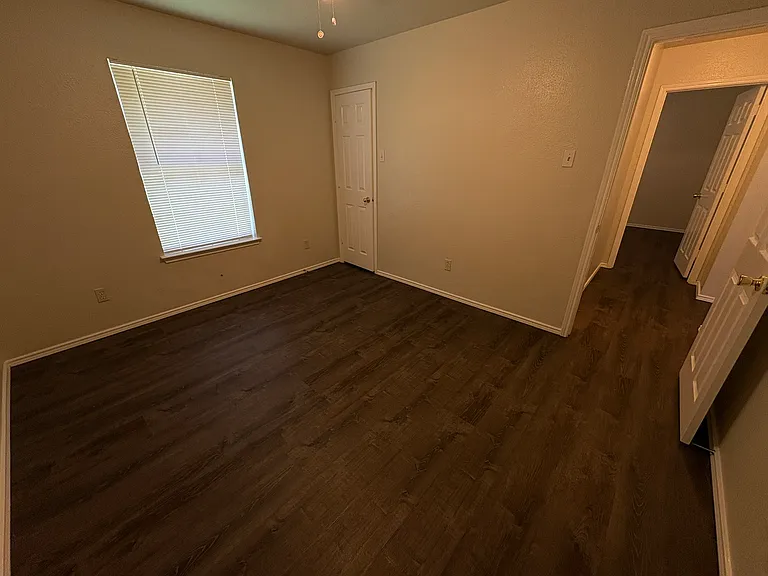 1214 Misty Dr — Photo 7
