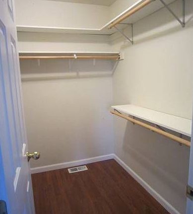 Walk in closet