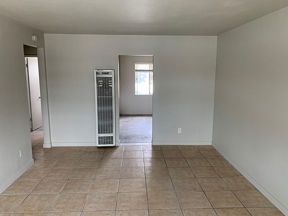 4th image of 3866 41st St #3868