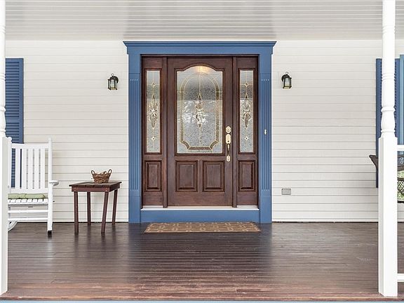 4th image of 53 Throne Hill Rd