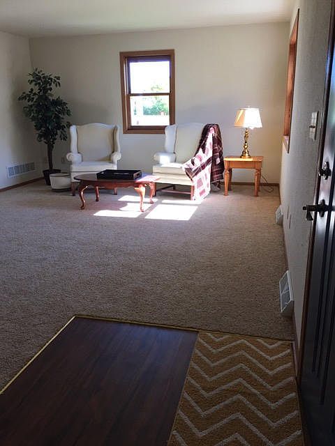 1st image of 1616 N Grandview Blvd