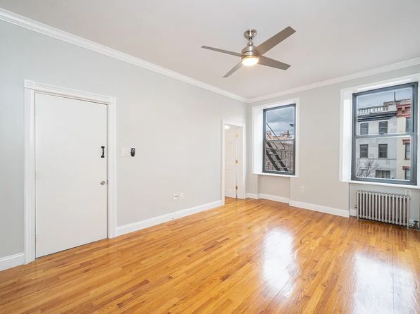 2260 1st Ave #3