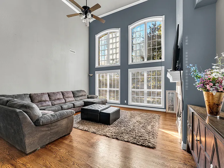 2265 N Covington Park Blvd — Photo 19