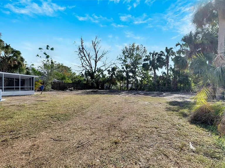 660 Flamingo Dr — Photo 42