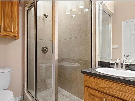 4th image of 3036 Regal Dr APT A