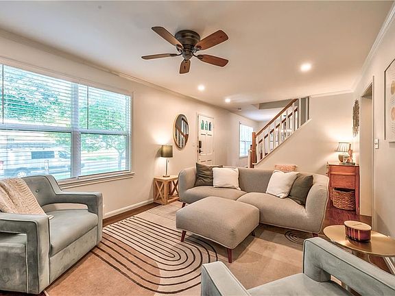 5th image of 5421 Juniper St