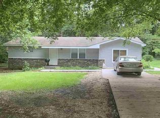 61 Greenview Dr, Jackson, TN 38305