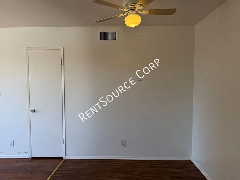 38616 Larkin Ave #4 — Photo 6
