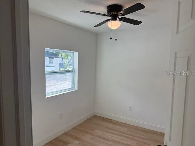 4605 N Hubert Ave #18 — Photo 14