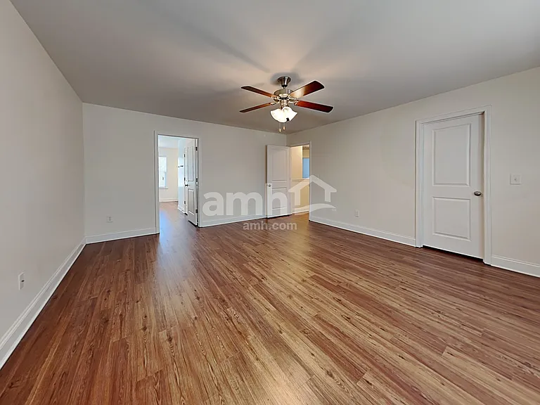 1615 Heather Trace Ln — Photo 11