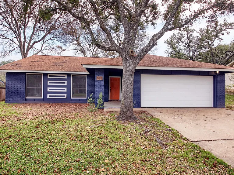 11813 Highland Oaks Trl — Photo 4