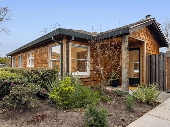 261 Centre Ct, Alameda, CA 94502